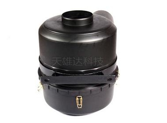 及時(shí)清理空氣濾清器，別讓發(fā)動(dòng)機(jī)“喘不過(guò)氣”!